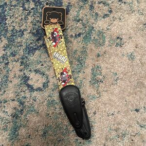 NWT IKARIKUMA Ikari Tepukuma Angry Little Black Bear Guitar Strap leather ends